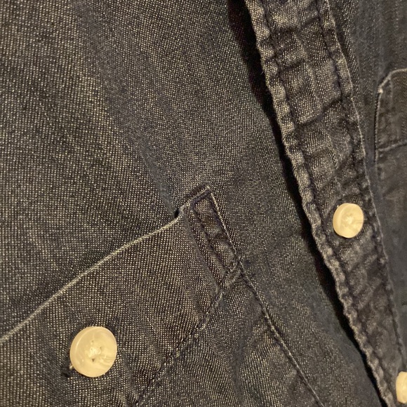 ✨3/$40✨ Hollister Denim-Style Button-Down - Picture 4 of 4